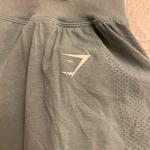 Gymshark short - Picture 3 of 8
